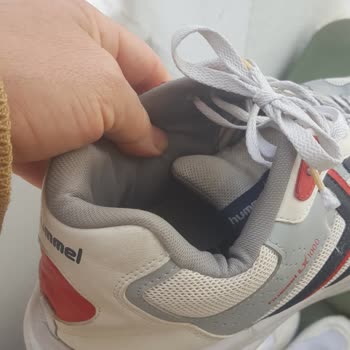 Hummel Ayakkabı Şikayet. Artık Hummel Almayı Düşünmüyorum.