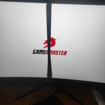 Gamebooster GB-2418CF 23.6" Ekrandaki Çizgi Kullanıcı Hatası Reddi