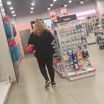 Eve Mağazada Tester Ürün Kullanımı Sorunu