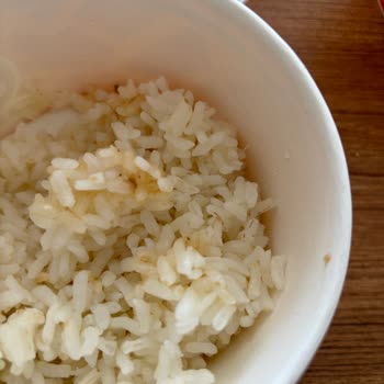 Usta Döner Pilav İçinde Plastik Ve Yanık Eksik Malzeme Göndermesi