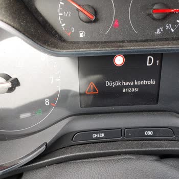 Opel Crossland ABS, ESP, Geri Kaydırma, Hava Basıncı Uyarısı.