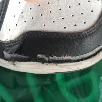 Deichmann Sattığı Ayakkabının Arkasında Durmuyor.