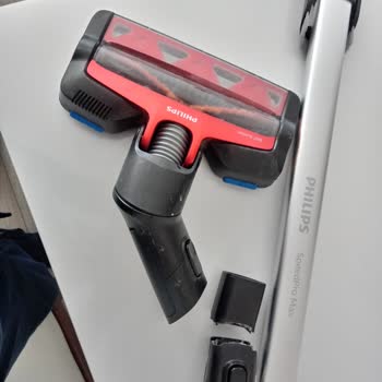 PHILIPS Ev Aletleri Philips Şarjlı Dikey Süpürge Vakası