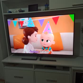 Grundig Uzaktan Kumanda Tuşları Ters