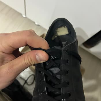 SuperStep Kalite Beklentisini Karşılamayan Lacoste Ayakkabı