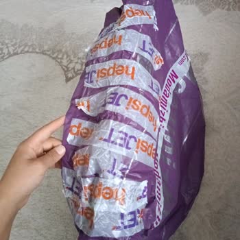 Hepsijet Ürünlerimi Hasarlı Bir Kargo Poşetiyle, Eksik Getirdi