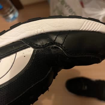 Puma Ayakkabı Dikiş Sökülmesi