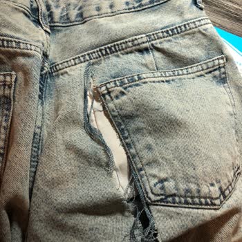 Koton Pantolon 15 Dakikada Patladı