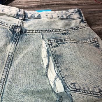 Koton Pantolon 15 Dakikada Patladı