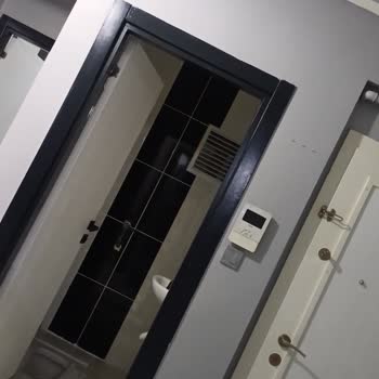 Polisan Boya. Gri. Yerine Mavi Çıktı