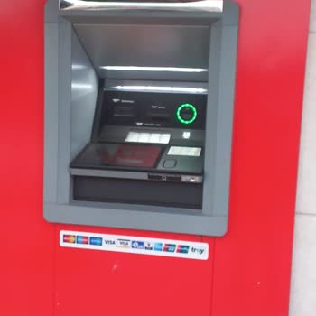 Akbank ATM Para Sıkışması
