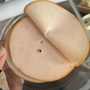 Namet Piliç Fümeden Plastik Çıktı!