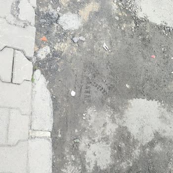Gaziosmanpaşa Belediyesi Yol Bozukluğu Çamur