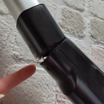 Philips Dikey Süpürgemin Borusu Kırıldı