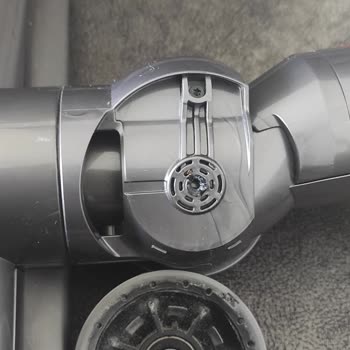 Dyson V15 Absolute Detect Marka Süpürgede Ki Kronik Sorunlar