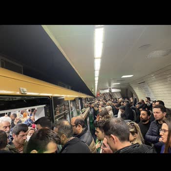 Metro İstanbul ÜSKÜDAR-Samandıra Metro Sefer Yetersizliği Kalabalıklık