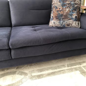 İstikbal Kalitesizliği Ve İlgisizliği.