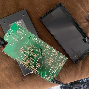 Monster Notebook Bilgisayar Ve Şarj Aleti Sorunları