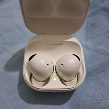 Samsung Buds 2 Pro Hurda Malzemeden İmal Edildiğini Düşünüyorum