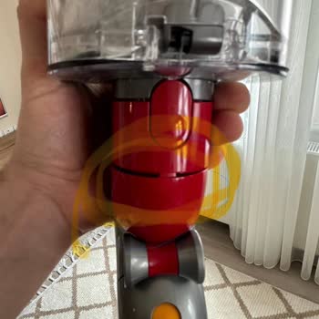 Dyson Garantili Ürün Kullanıma Engel Değil Diye Garanti Dışı Diyorlar.