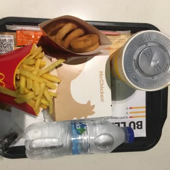 McDonald's Ücretini Ödediğim Ürünü Vermiyorlar.