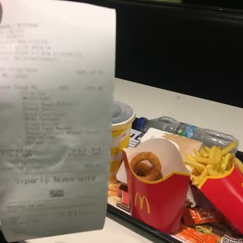 McDonald's Ücretini Ödediğim Ürünü Vermiyorlar.