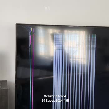 Ekranı Kırık Ayıplı Ürün Toshiba TV