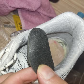 Deichmann Ayakkabı Ve İç Taban Bakım Ürünü Kalitesizliği.
