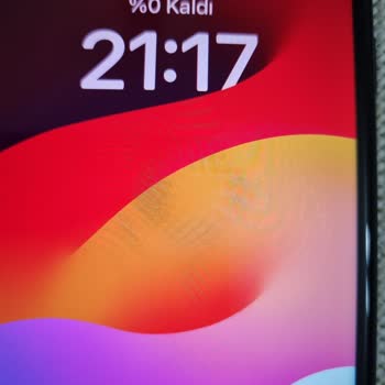 Teknosa Yenilenmiş İphone SE'de Yaşanan Kamera Ve Şarj Sorunları