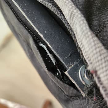 North Pacific Outdoor Ürünleri Dağcı Çantasında Üretim Hatası