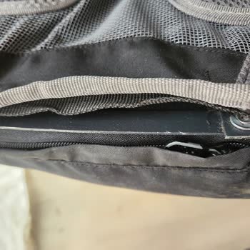 North Pacific Outdoor Ürünleri Dağcı Çantasında Üretim Hatası