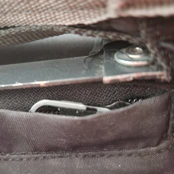 North Pacific Outdoor Ürünleri Dağcı Çantasında Üretim Hatası