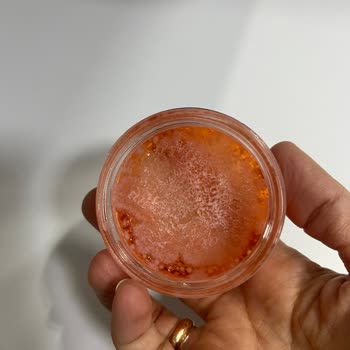 Gratis Jowe Kaş Sabitleyici Küflendi!