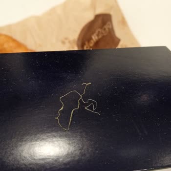 Shell Ispanaklı Böreğin İçinden Tanımlanamayan Madde Çıktı