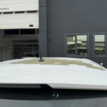 Opel Astra'da Beklenmedik Boya Sorunu