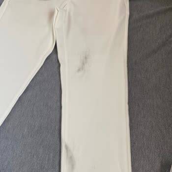 Zara Kusurlu Ürün Gönderdi