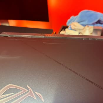 Hepsiburada Kullanılmış Laptop Gönderdi Ve Daha Sonra Fiyatı Düştü