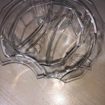Paşabahçe Sürahinin Plastik Şeffaf Kapağı Kırıldı
