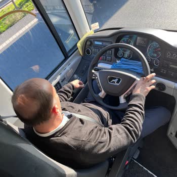 Kamil Koç Sigara İçin Şoför