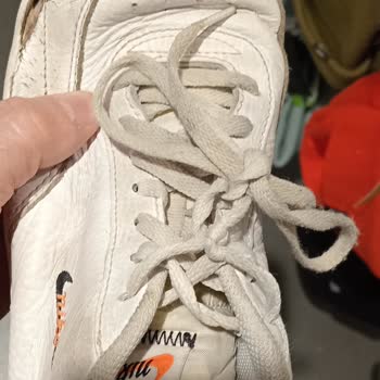 Sportive Alışveriş Merkezinden Alınan Spor Ayakkabı