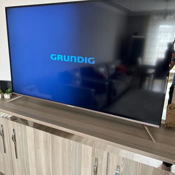 Grundig Barcelona 58GCU 8905B