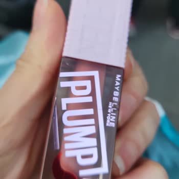 Maybelline New York Acı Biberli Ruju