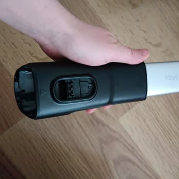 Teknosa Philips Xc7040/01 Dikey Süpürge Kırık