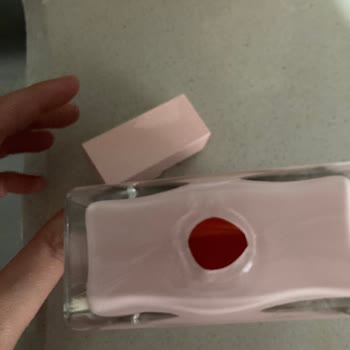 Sephora Özensiz Paketleme Kırık Parfüm