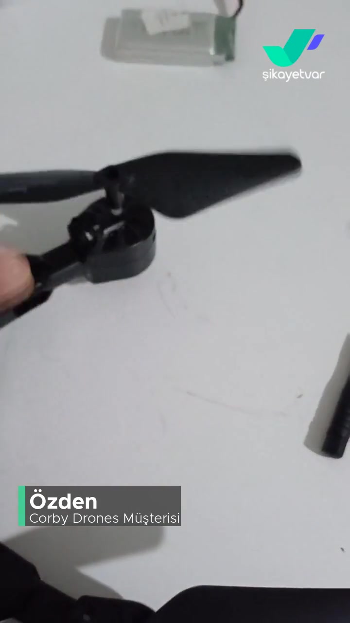 Corby Drones Sağ Ön Pervane Durduk Yere Bozuldu Yani Dönmüyor! videonun kapak resmi