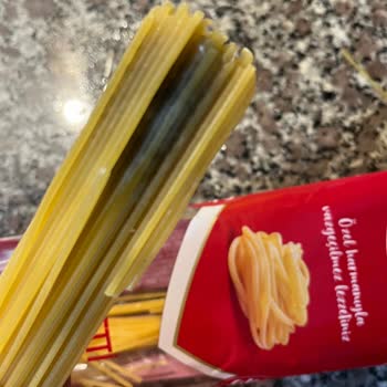 Marketten Aldığım Filiz Makarna Küflü Çıktı