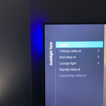 Philips TV Ambilight Özelliğindeki 3 LED Kapanmıyor