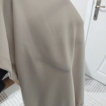 Butiqmi (Instagram) Butiqmi Ürünleri Taklit Ediyor. Kumaşların Görselle Alakası.