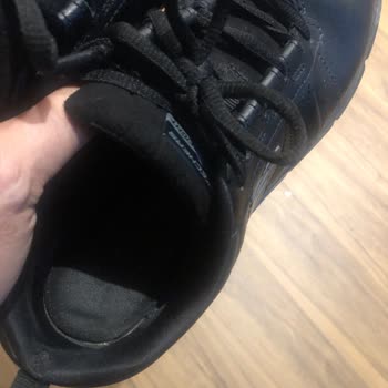 Skechers FLO Mağazacılık In Street Den Hiç Memnun Kalmadım Beni Üzdüler