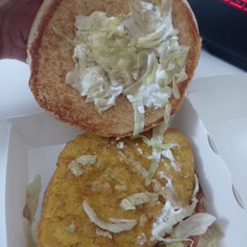 McDonald's Kokmuş Bozulmuş Menü Göndermesi